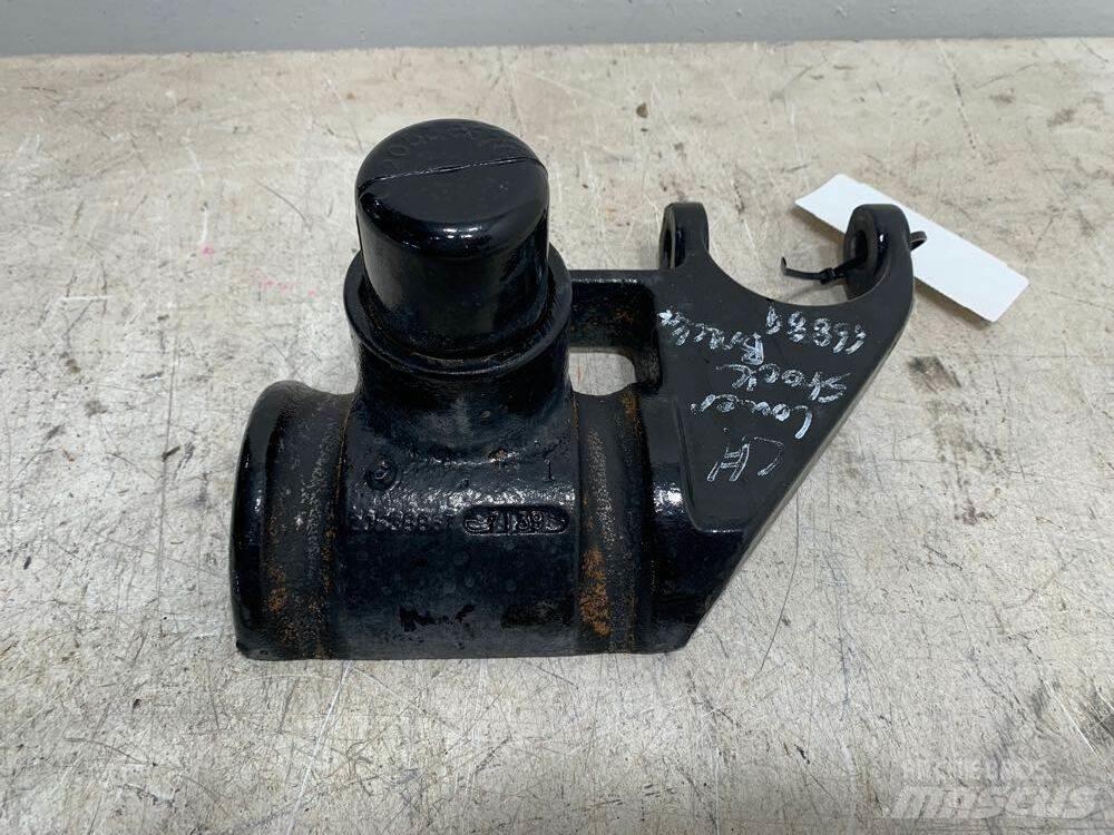 Mack CXU Chassis and suspension