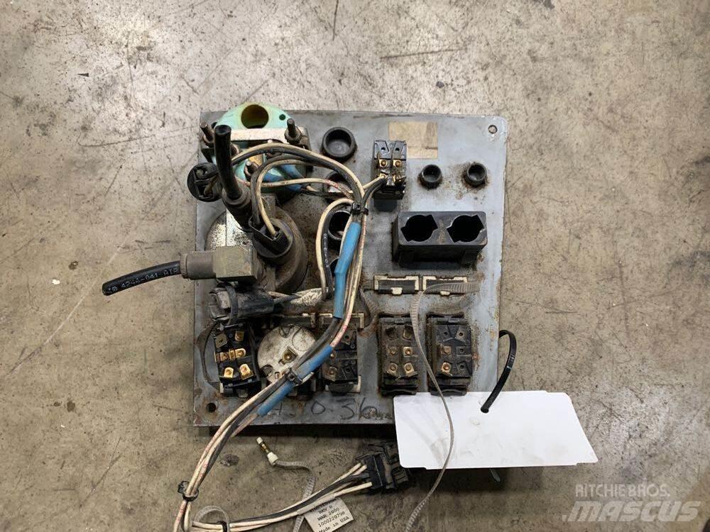 Mack RD Electronics