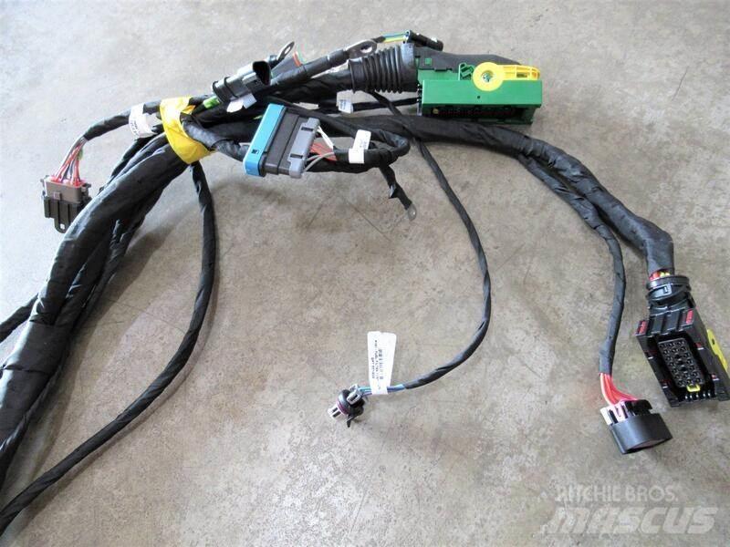 Paccar  Chassis and suspension