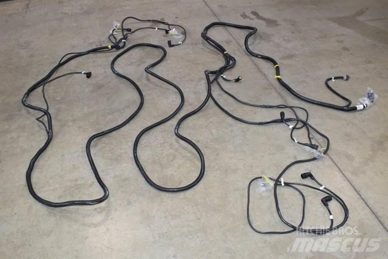 Paccar  Chassis and suspension