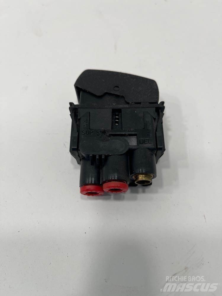 Paccar  Electronics