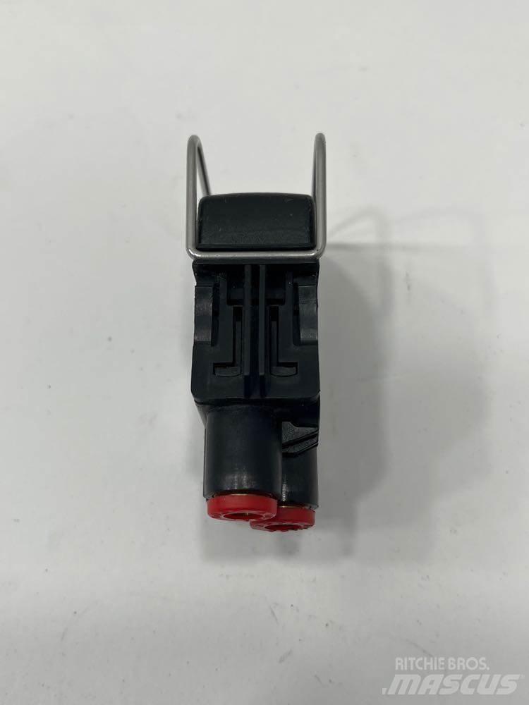 Paccar  Electronics