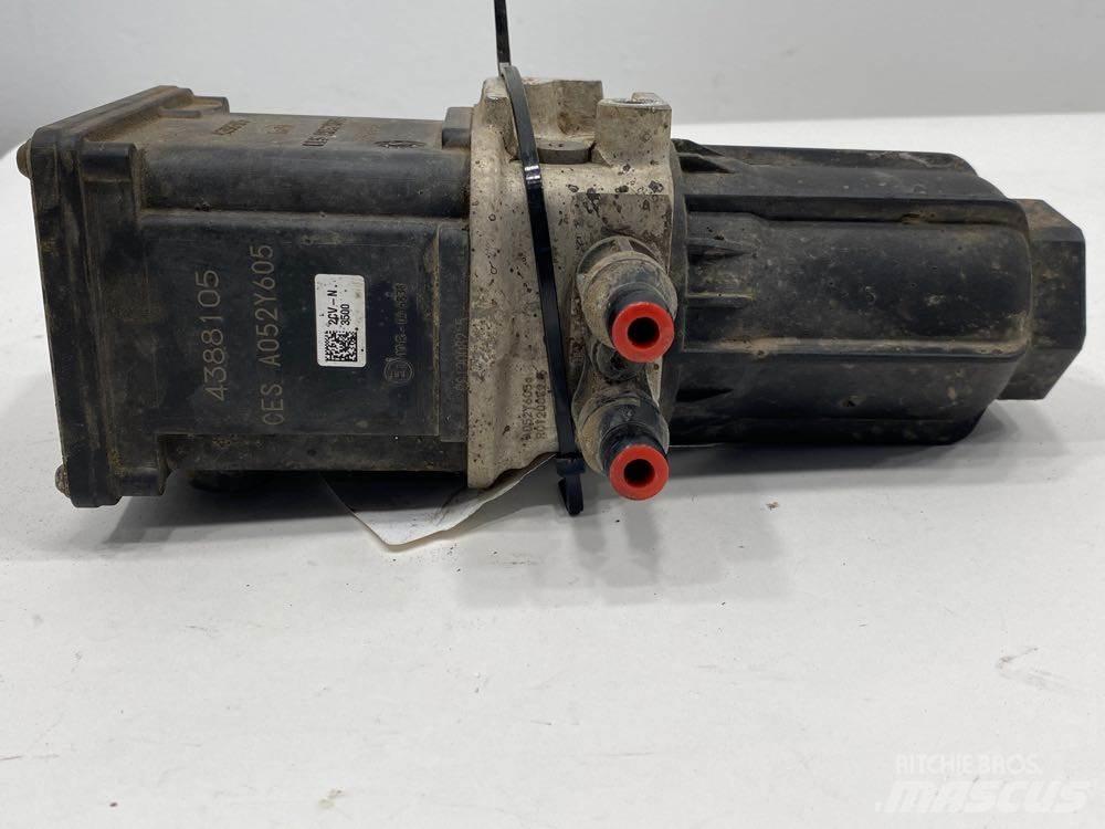Paccar  Other components