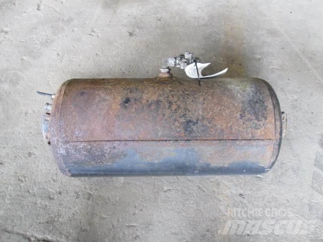 Peterbilt  Other components