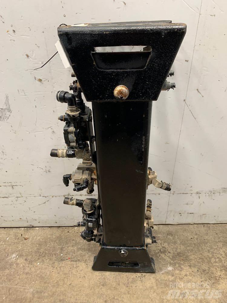 Peterbilt  Other components
