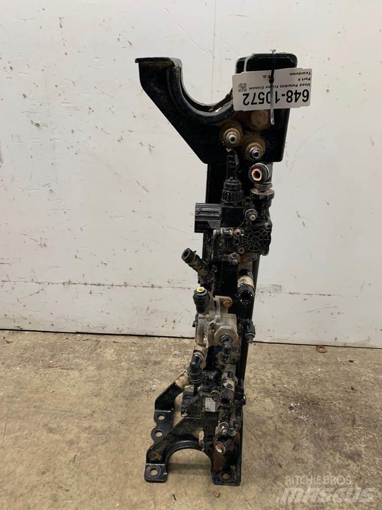 Peterbilt  Other components