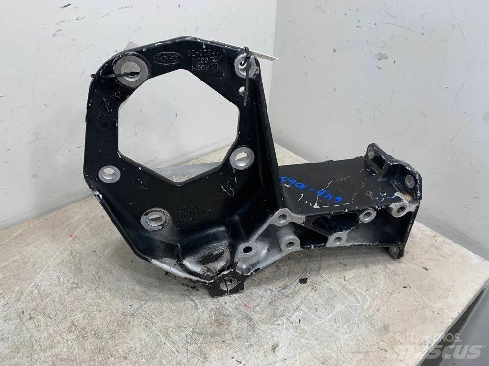 Peterbilt  Other components