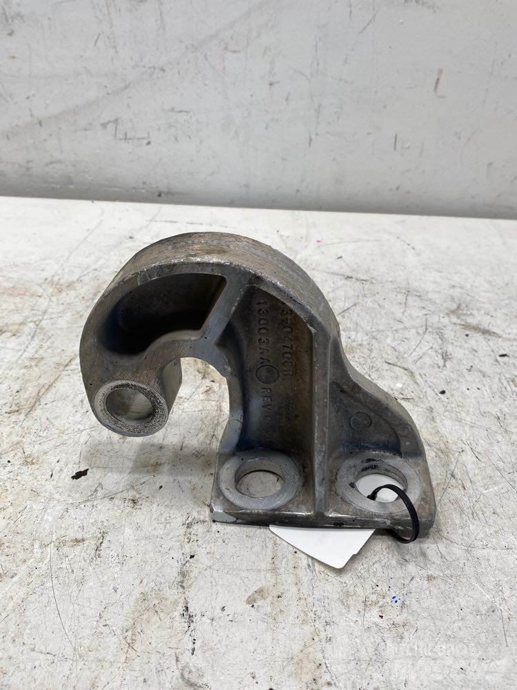Peterbilt  Other components
