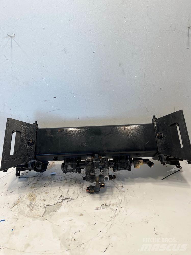 Peterbilt  Other components