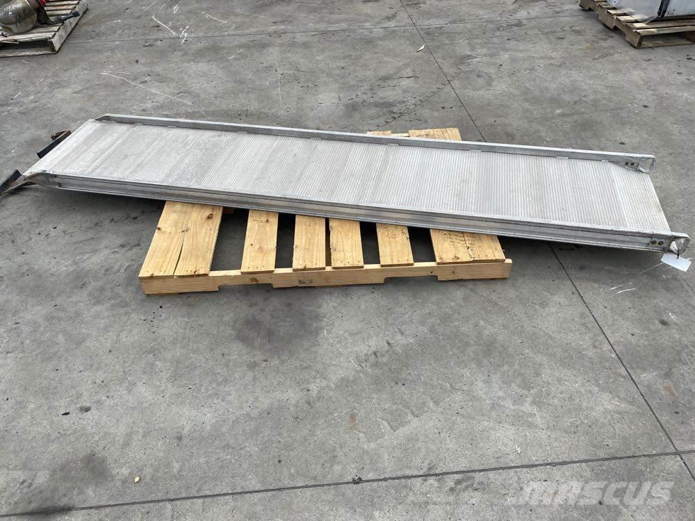  Ramp Other components