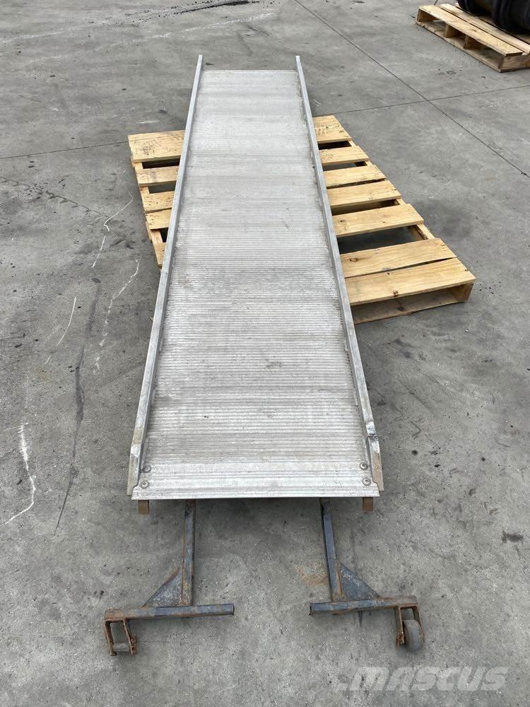  Ramp Other components