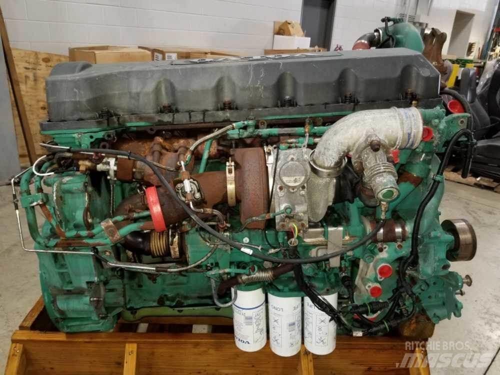 Volvo D11F Engines