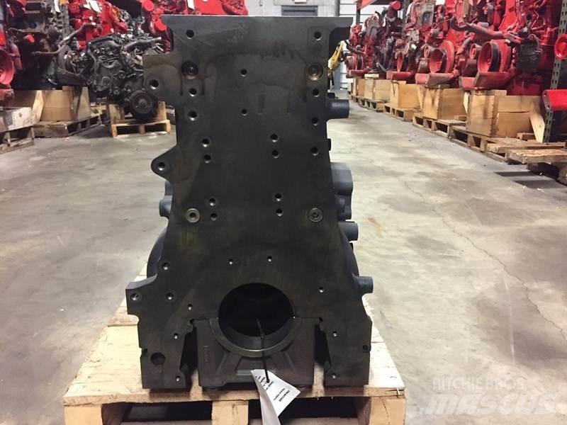 Volvo D13F Engines