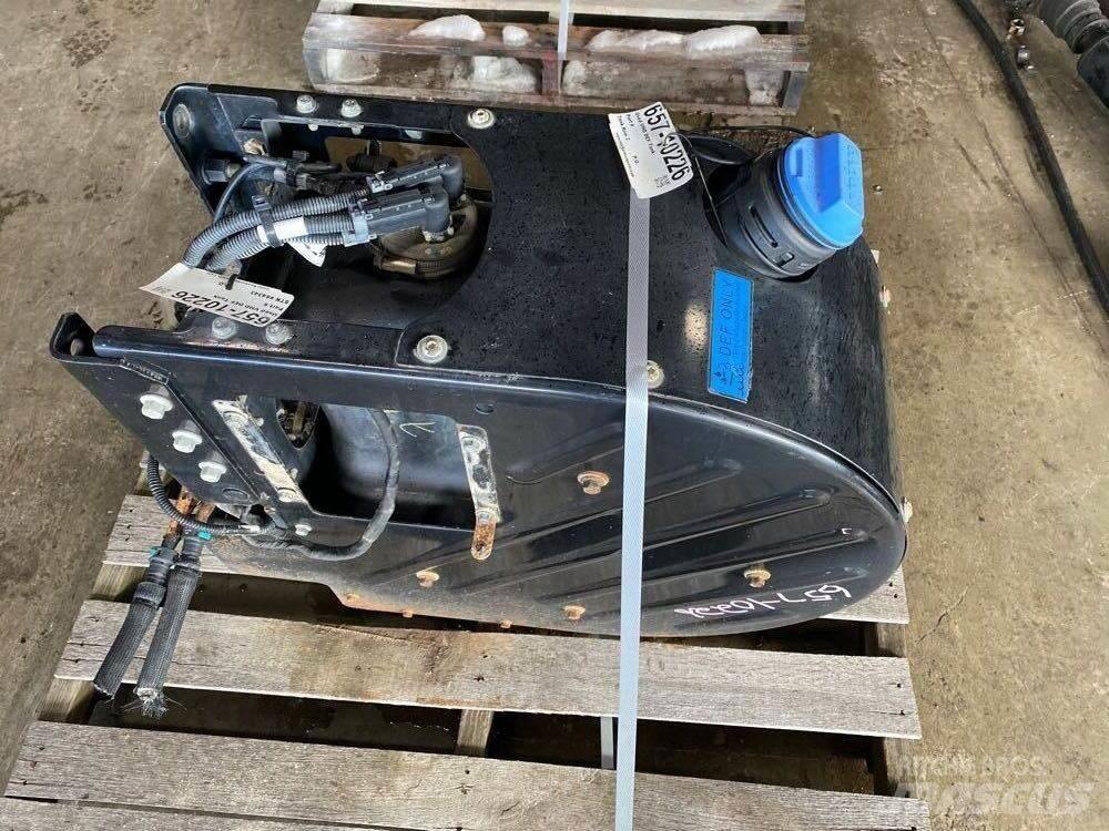 Volvo VHD Other components