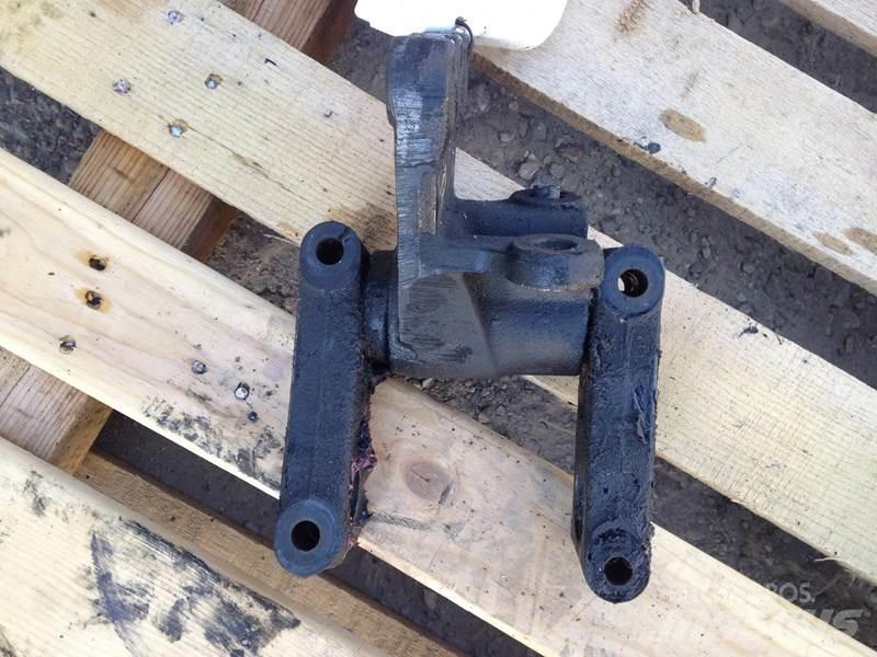 Volvo VNL Chassis and suspension