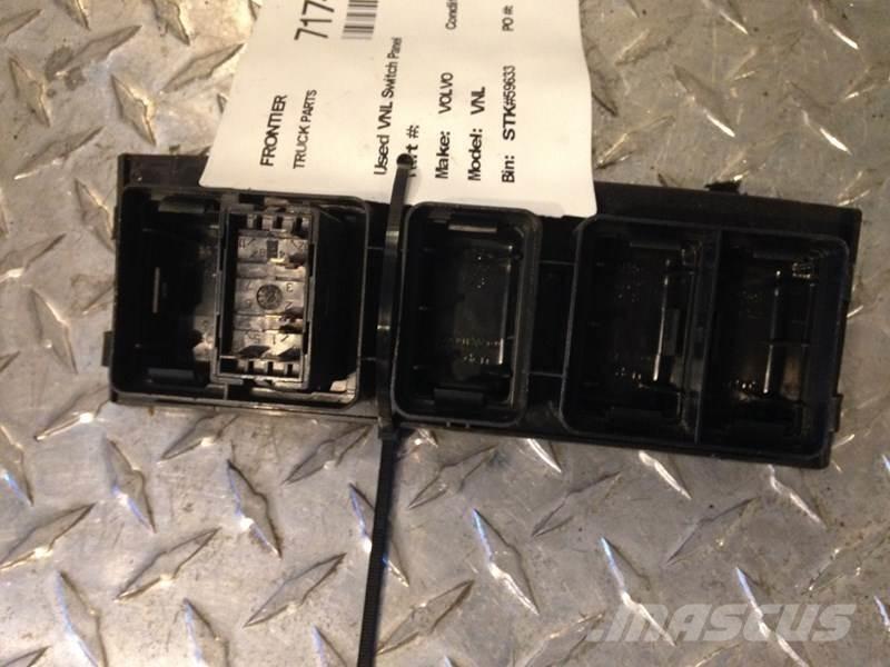Volvo VNL Electronics