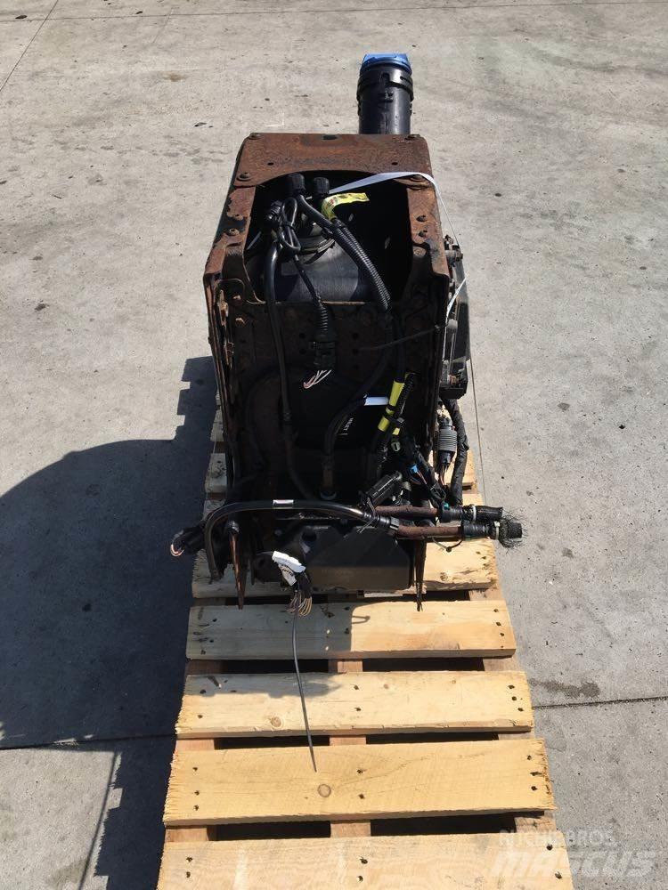 Volvo VNL Other components