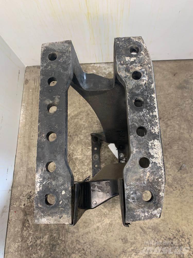 Volvo VNL Other components