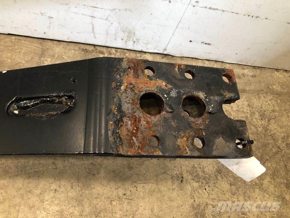 Volvo VNL Other components