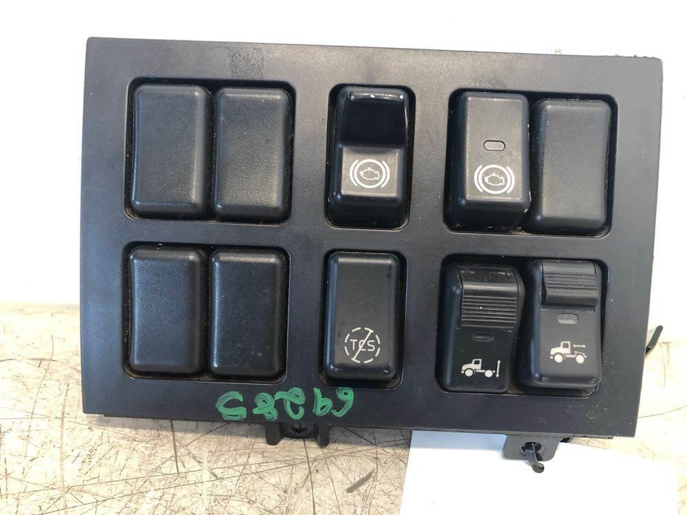 Volvo VNL Electronics