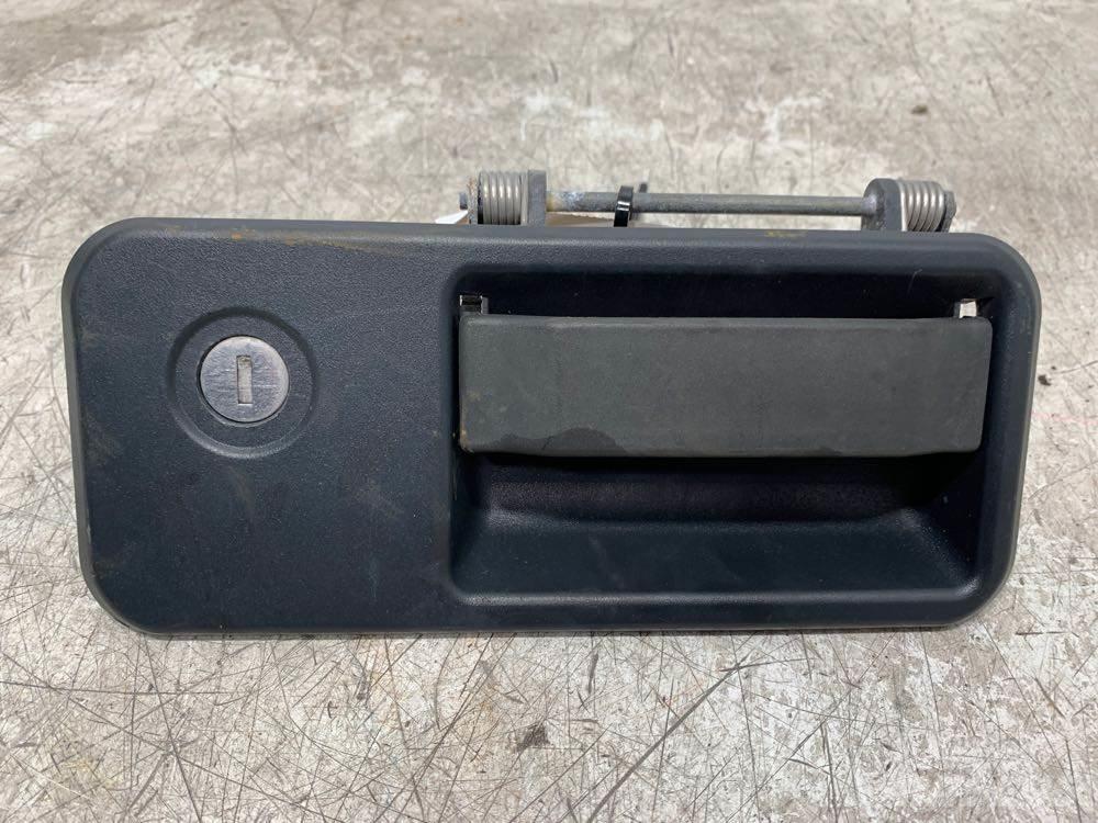 Volvo VNL Other components