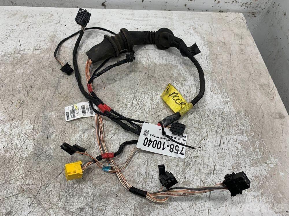 Volvo VNL Other components