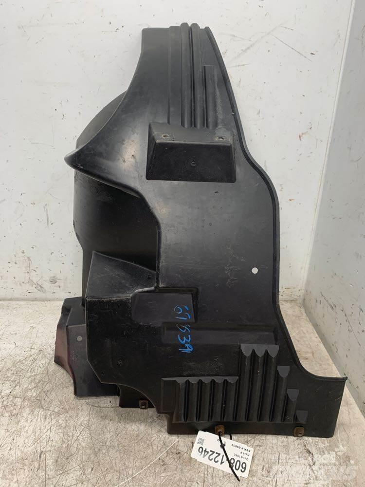 Volvo VNL Other components