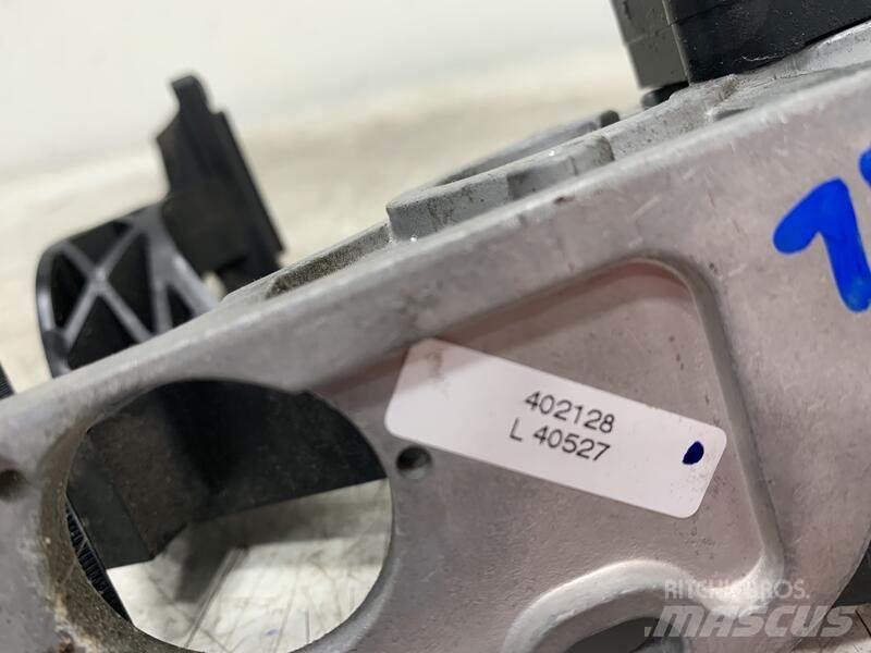 Volvo VNL Other components