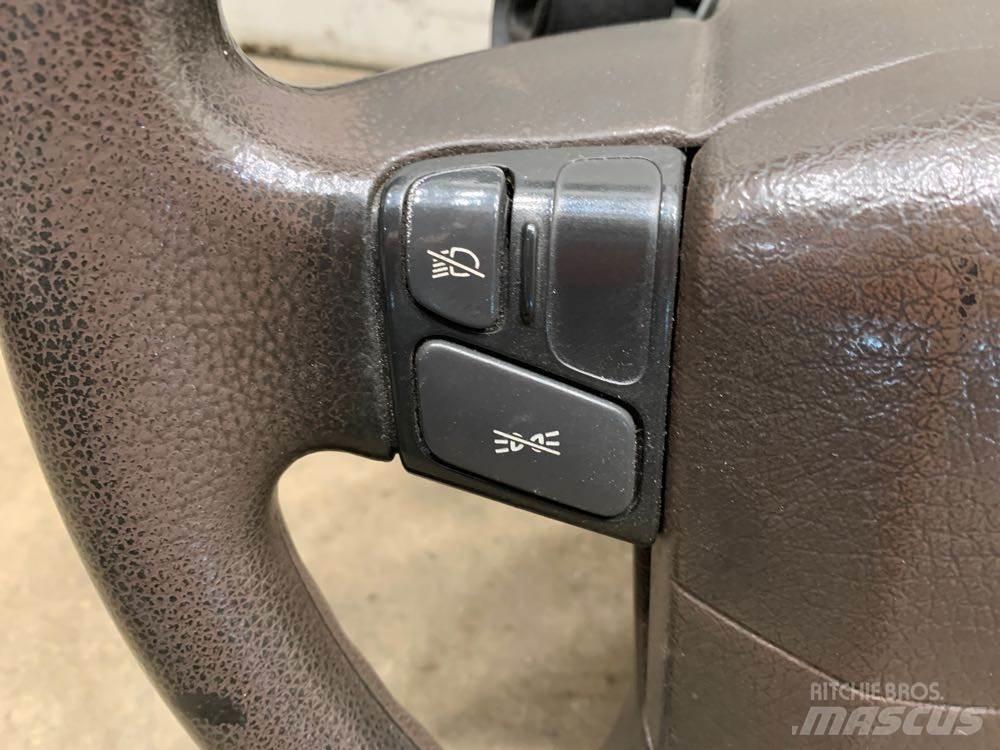 Volvo VNL Other components