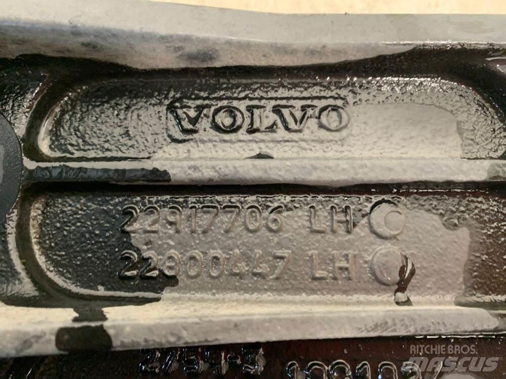 Volvo VNL Cabins and interior