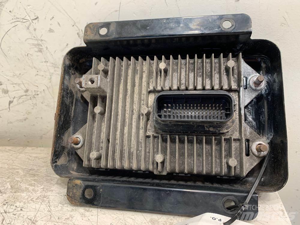 Volvo VNL Other components