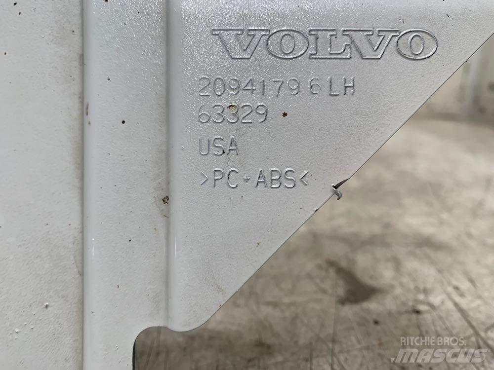 Volvo VNL Cabins and interior