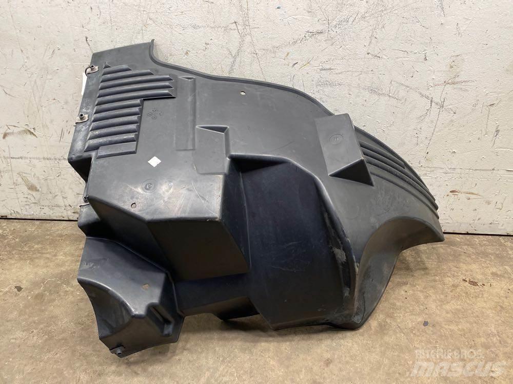 Volvo VNL Other components