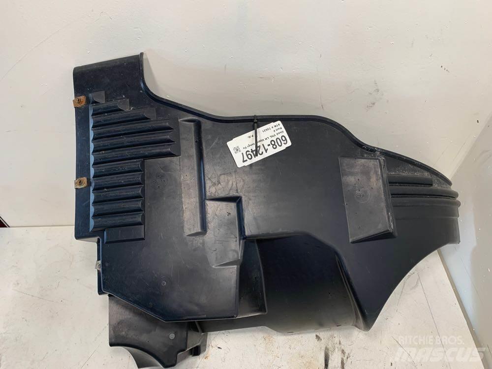 Volvo VNL Other components
