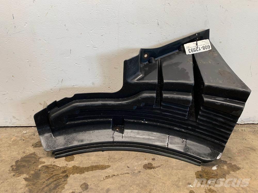 Volvo VNL Other components