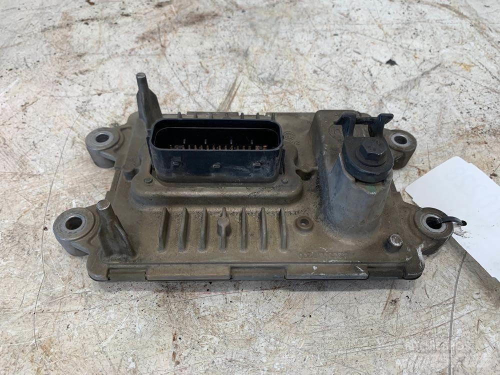 Volvo VNL Other components