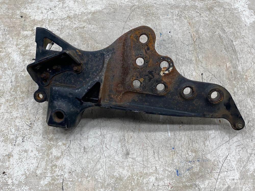 Volvo VNL Other components