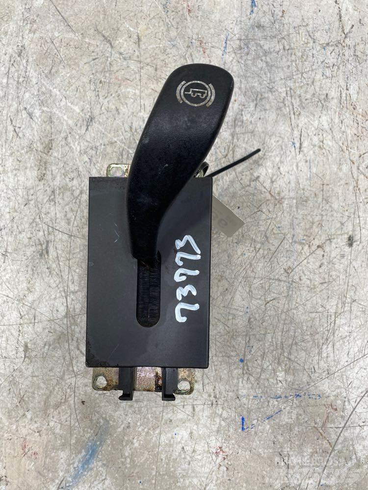 Volvo VNL Other components