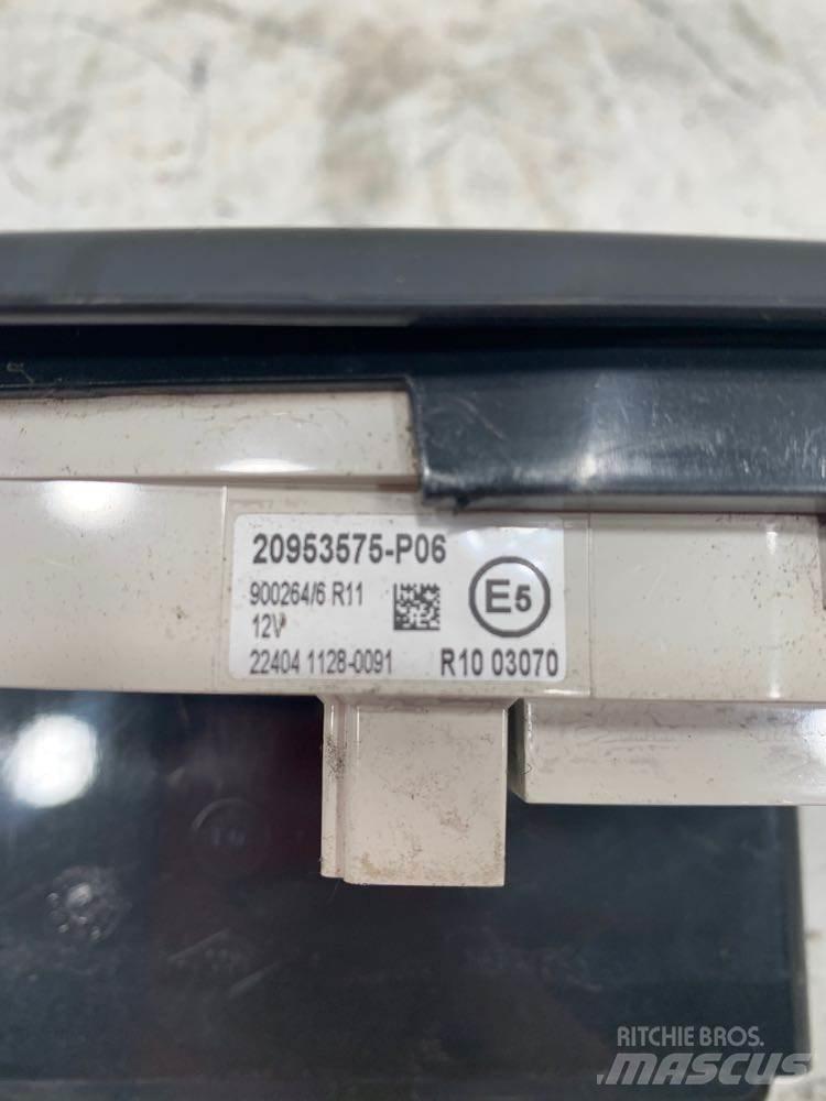 Volvo VNL Electronics