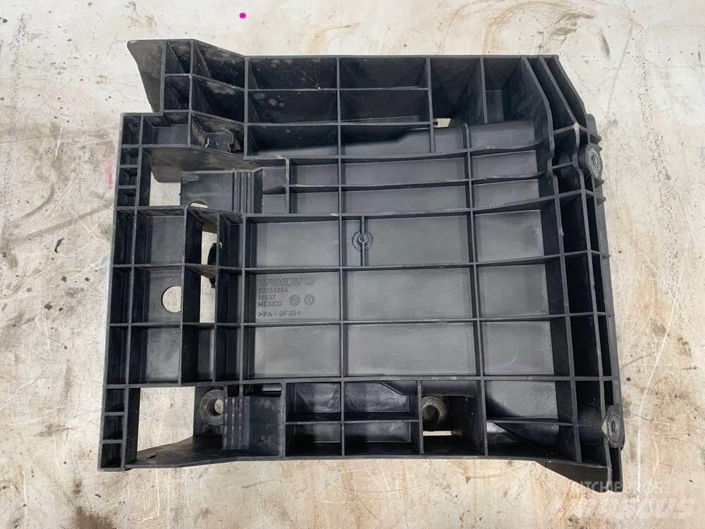 Volvo VNL Other components