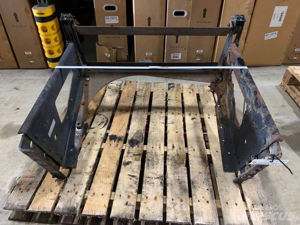 Volvo VNL Other components
