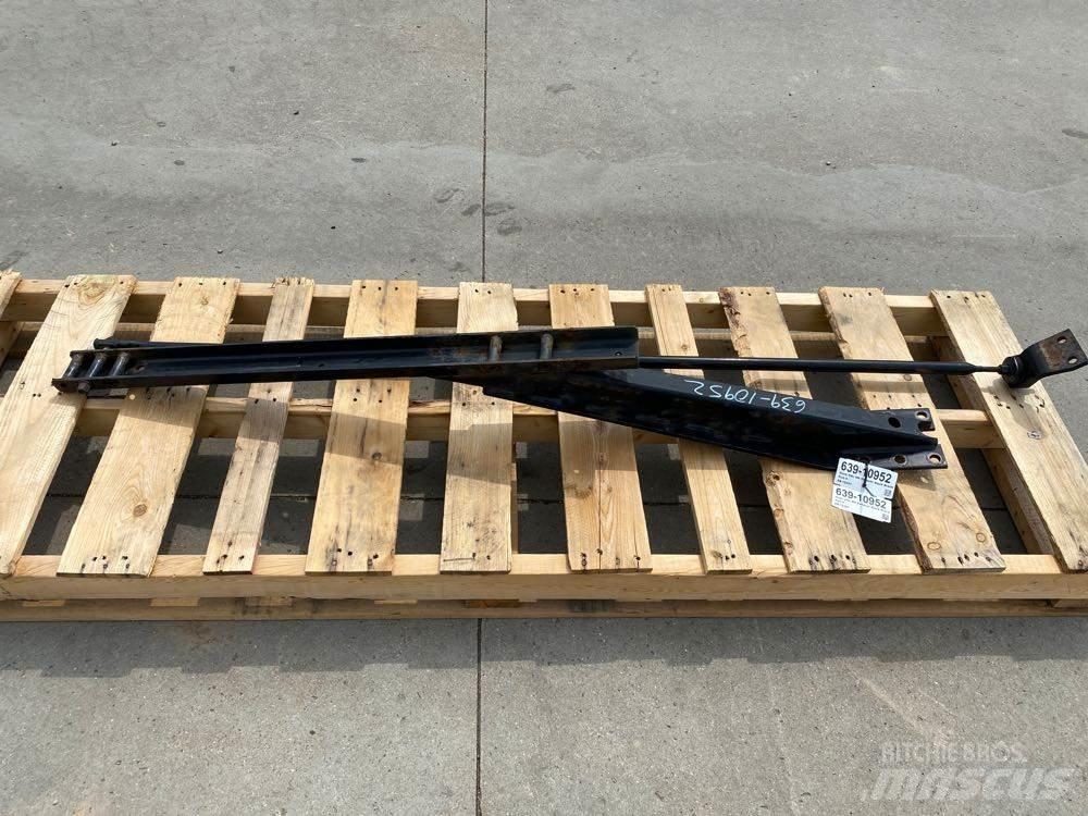 Volvo VNL Other components