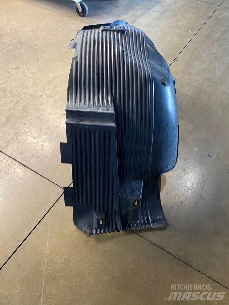 Volvo VNL Other components