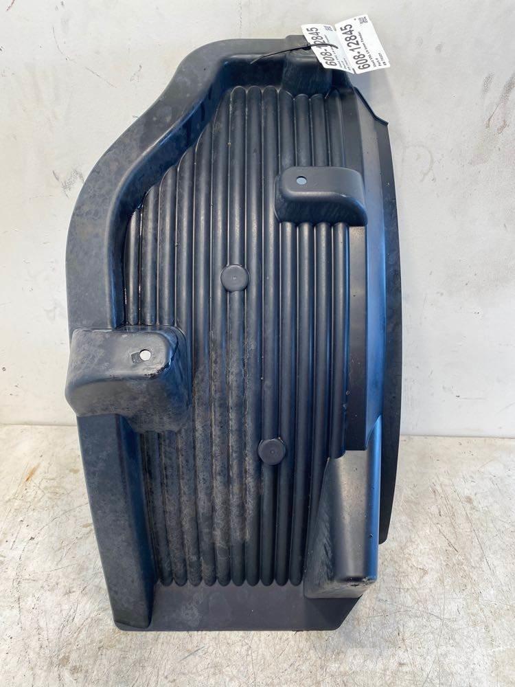 Volvo VNL Other components