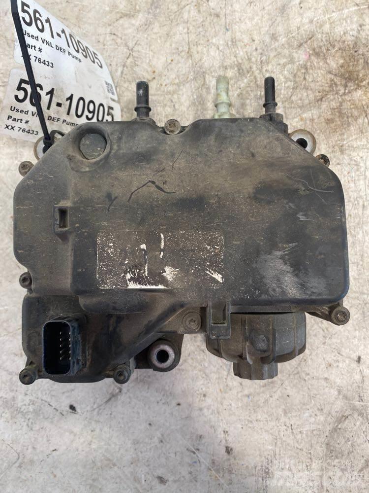 Volvo VNL Other components