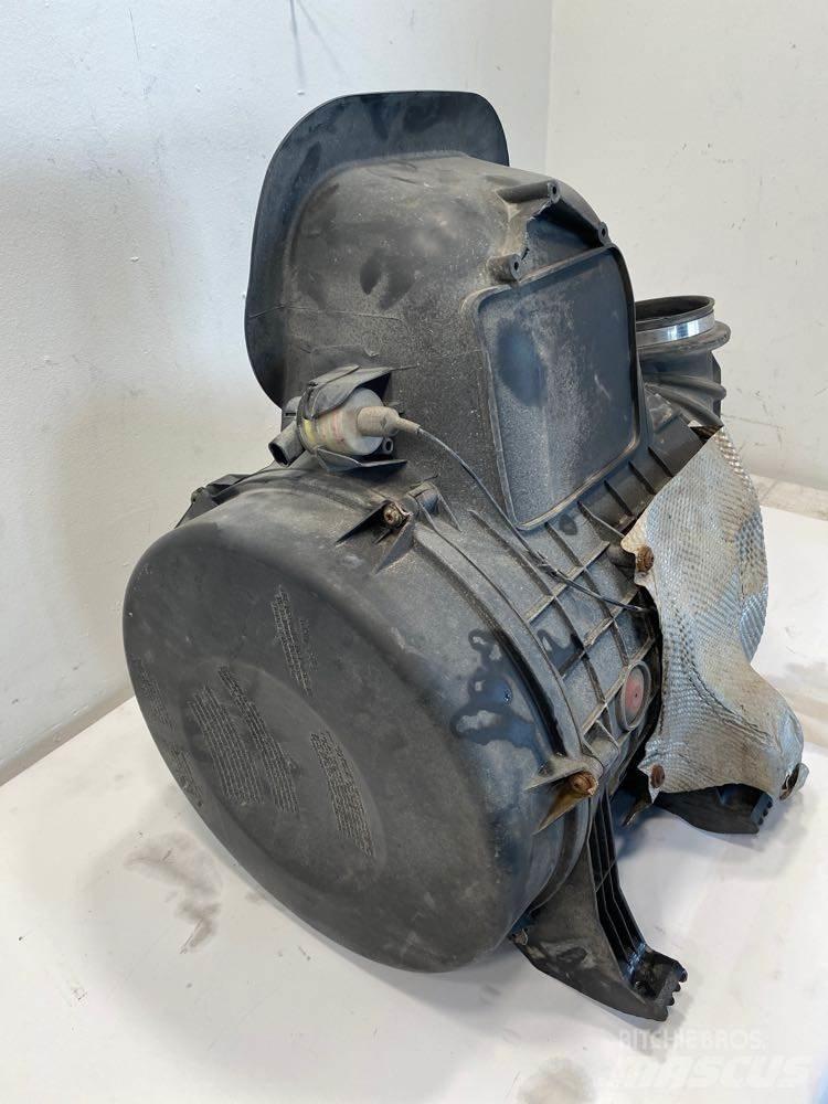Volvo VNL Other components