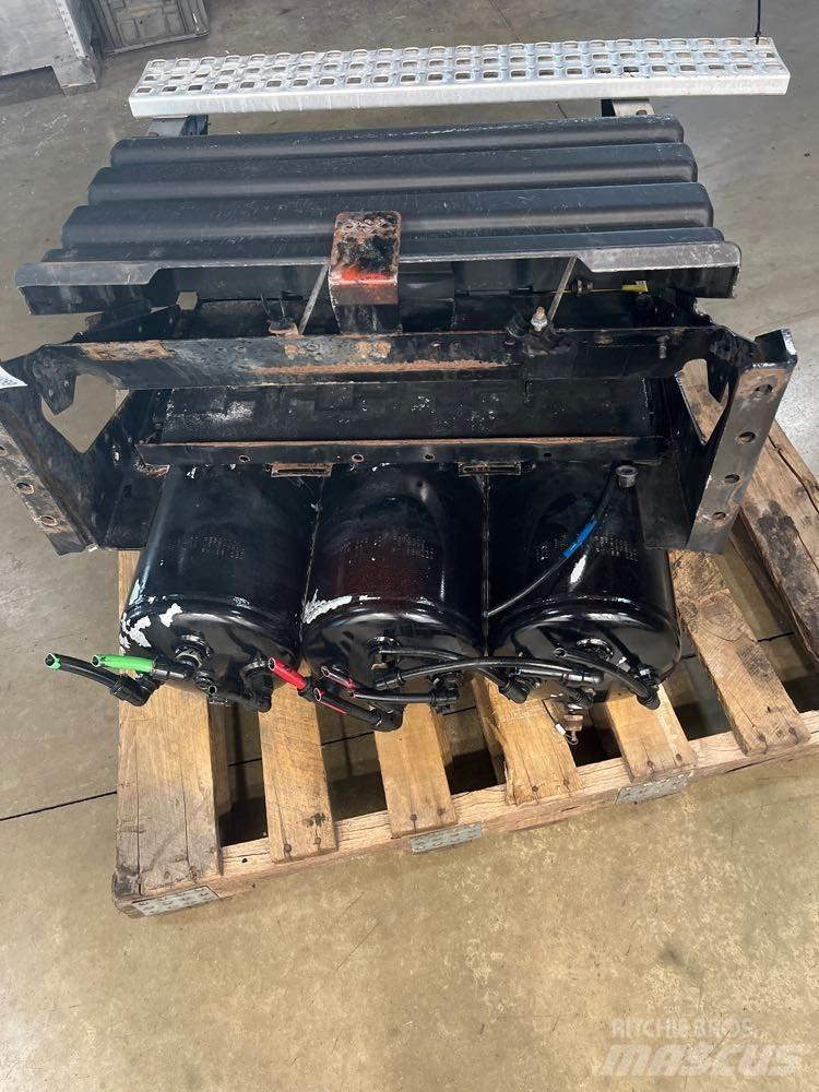 Volvo VNM Other components