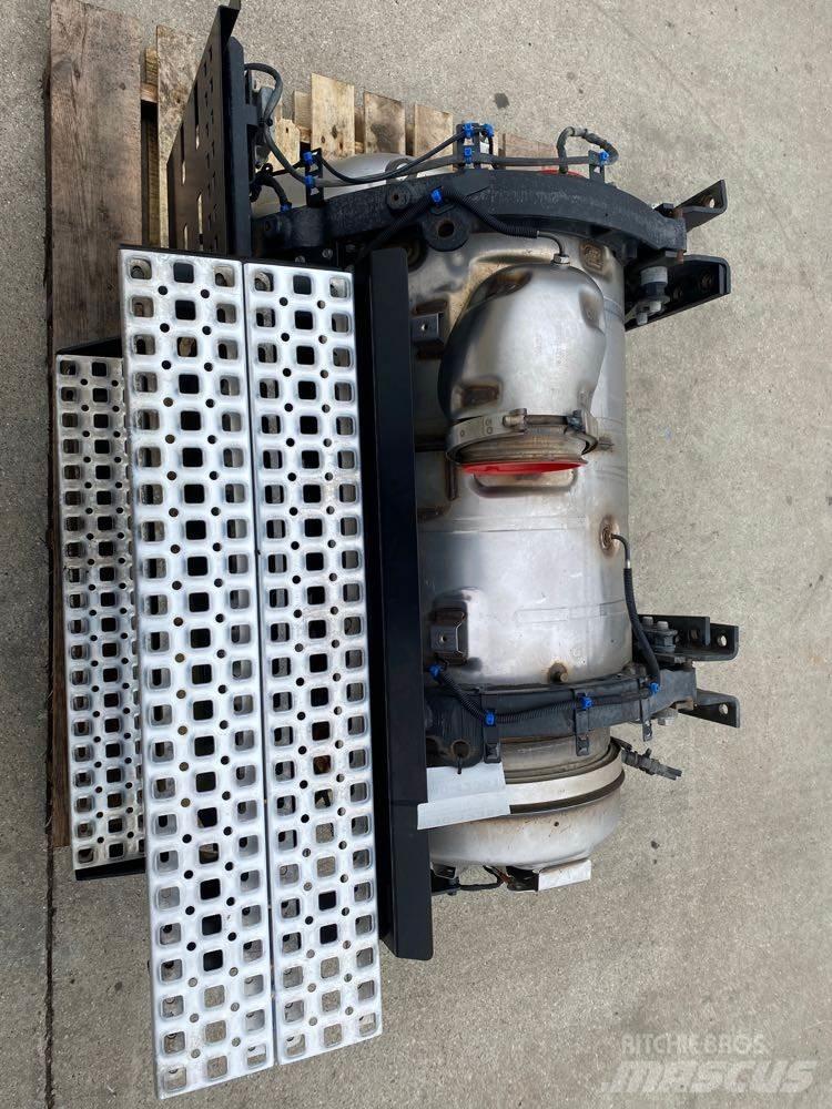 Volvo VNM Other components