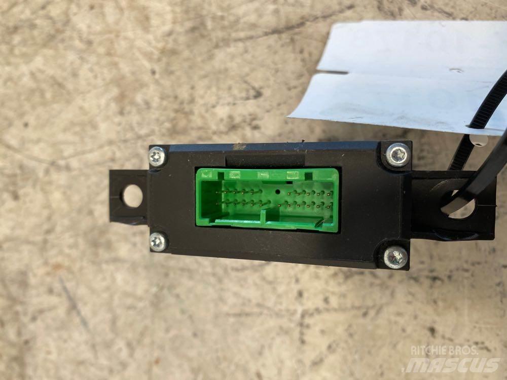 Volvo VNR Gearboxes