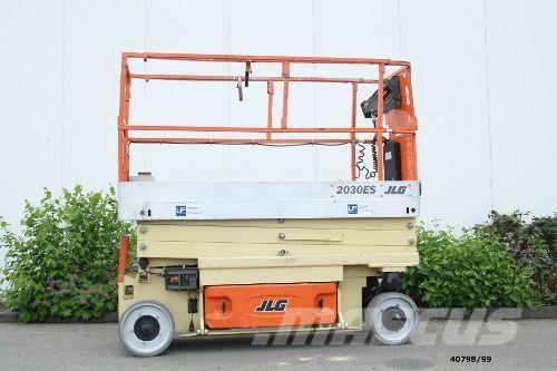 JLG 2030 ES Scissor lifts